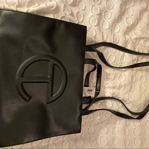 Telfar Medium Bag Black NWT